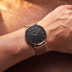 Relógio Diletto 40mm Rosê e Preto no pulso