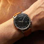 Madrid 42mm Marrom Claro - frontal no pulso