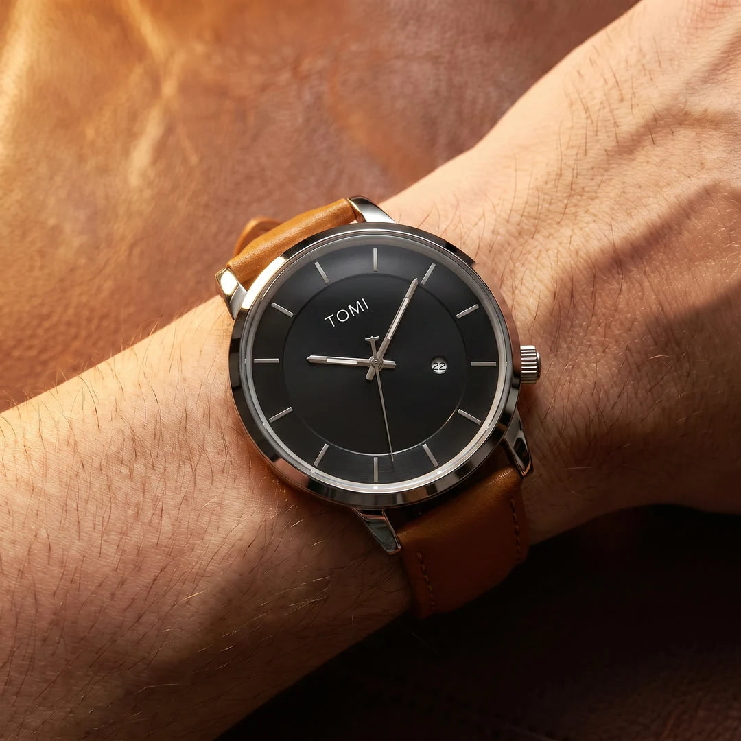 Madrid 42mm Marrom Claro - frontal no pulso