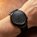 Madrid 42mm Preto - frontal no pulso