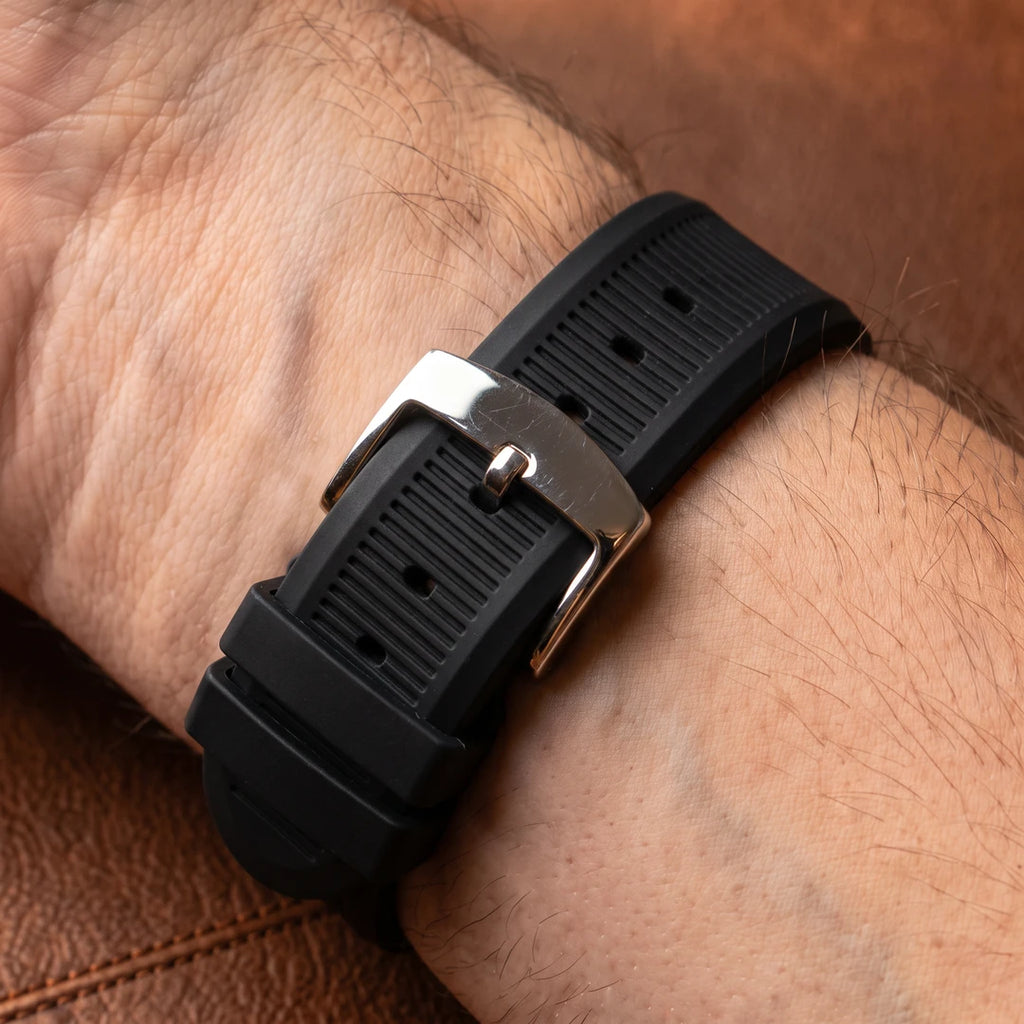 Relógio Moka 43mm Preto e Prata pulseira