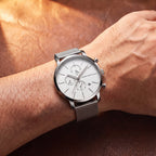 Relógio Nortis 44mm Branco no pulso