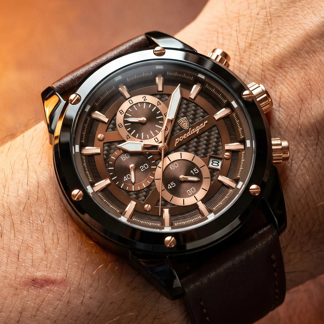 Omega 45mm Marrom - frontal no pulso