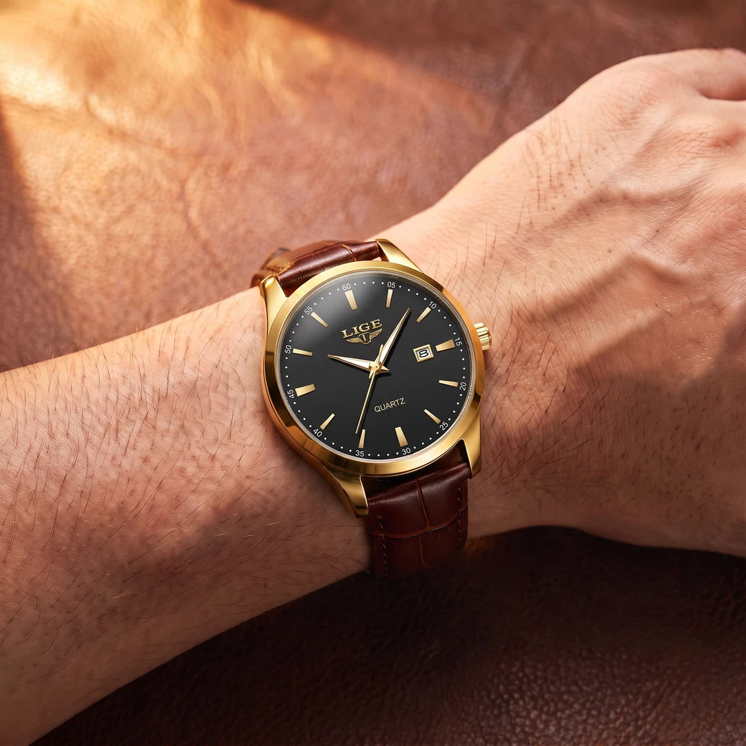 Relógio Paris 40mm Preto - Dourado no pulso
