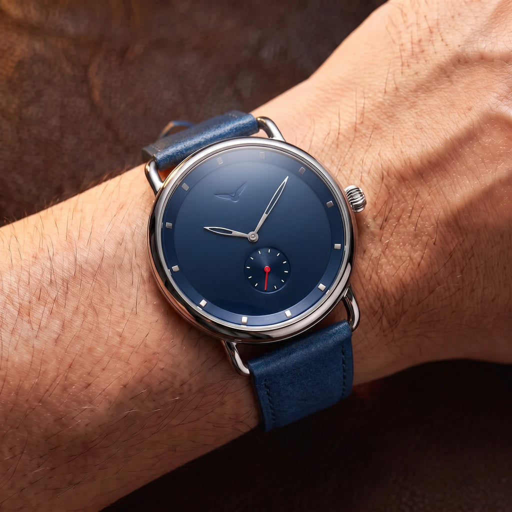 Relógio Silente 41mm Azul no pulso
