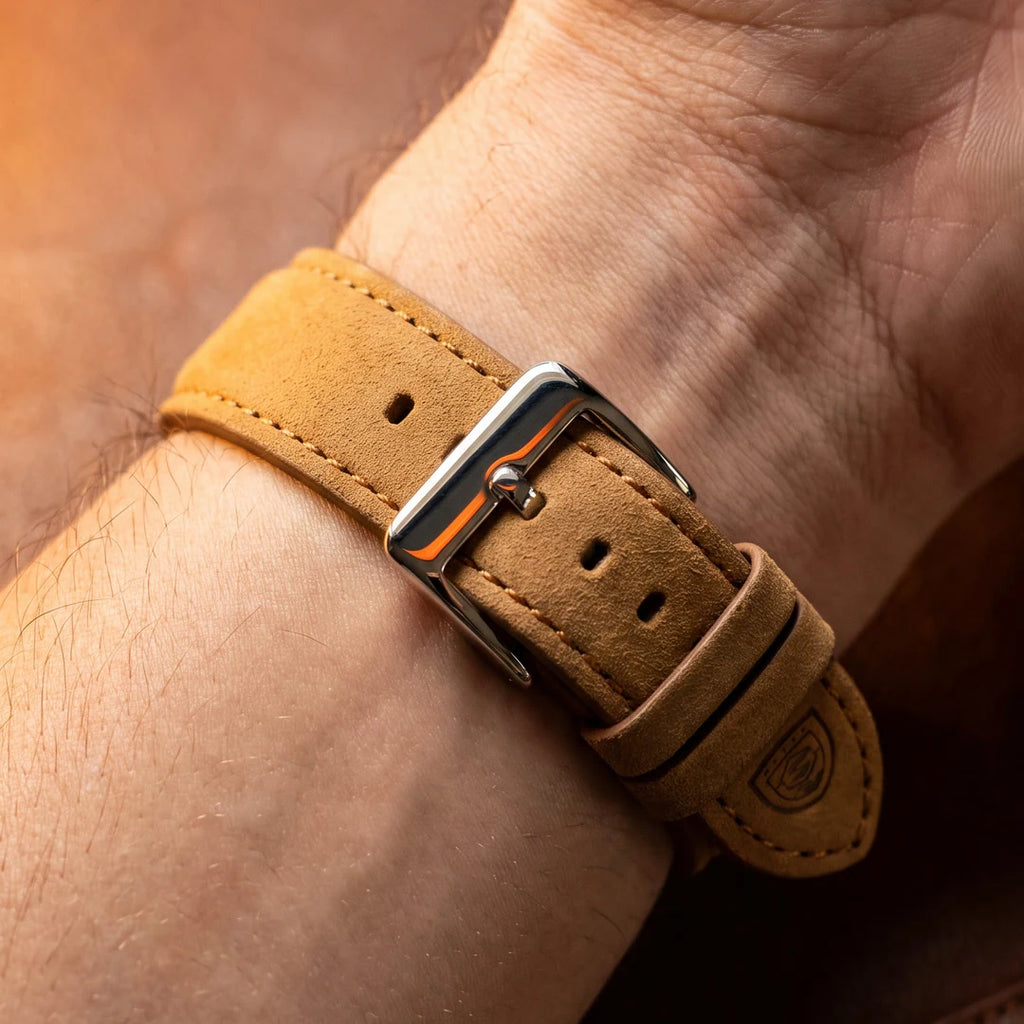 Sublime 41mm Preto Couro - detalhe da pulseira