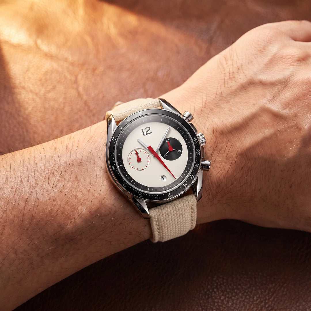 Relógio Veloce 40mm Creme no pulso