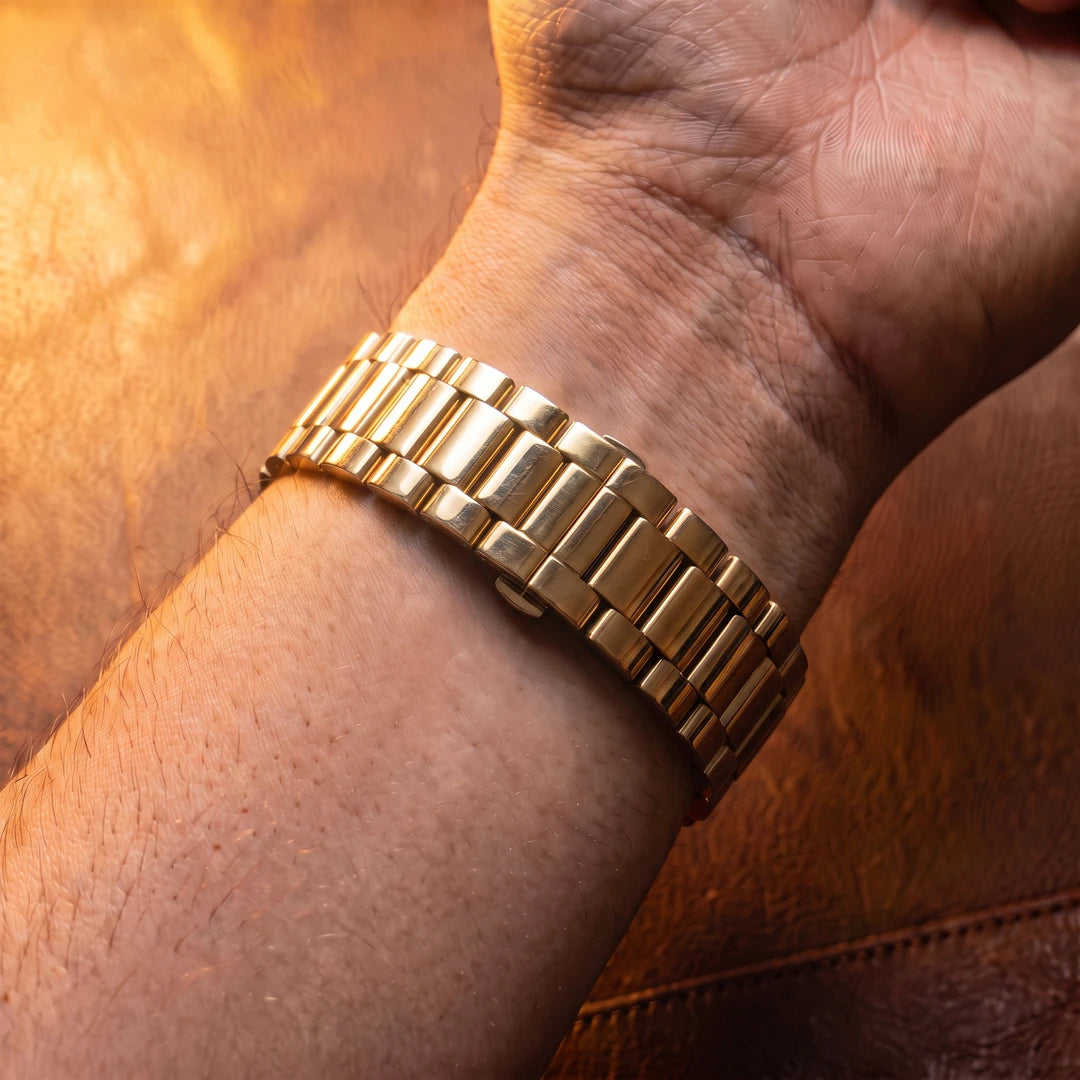 Relógio Virtus 40mm Dourado pulseira